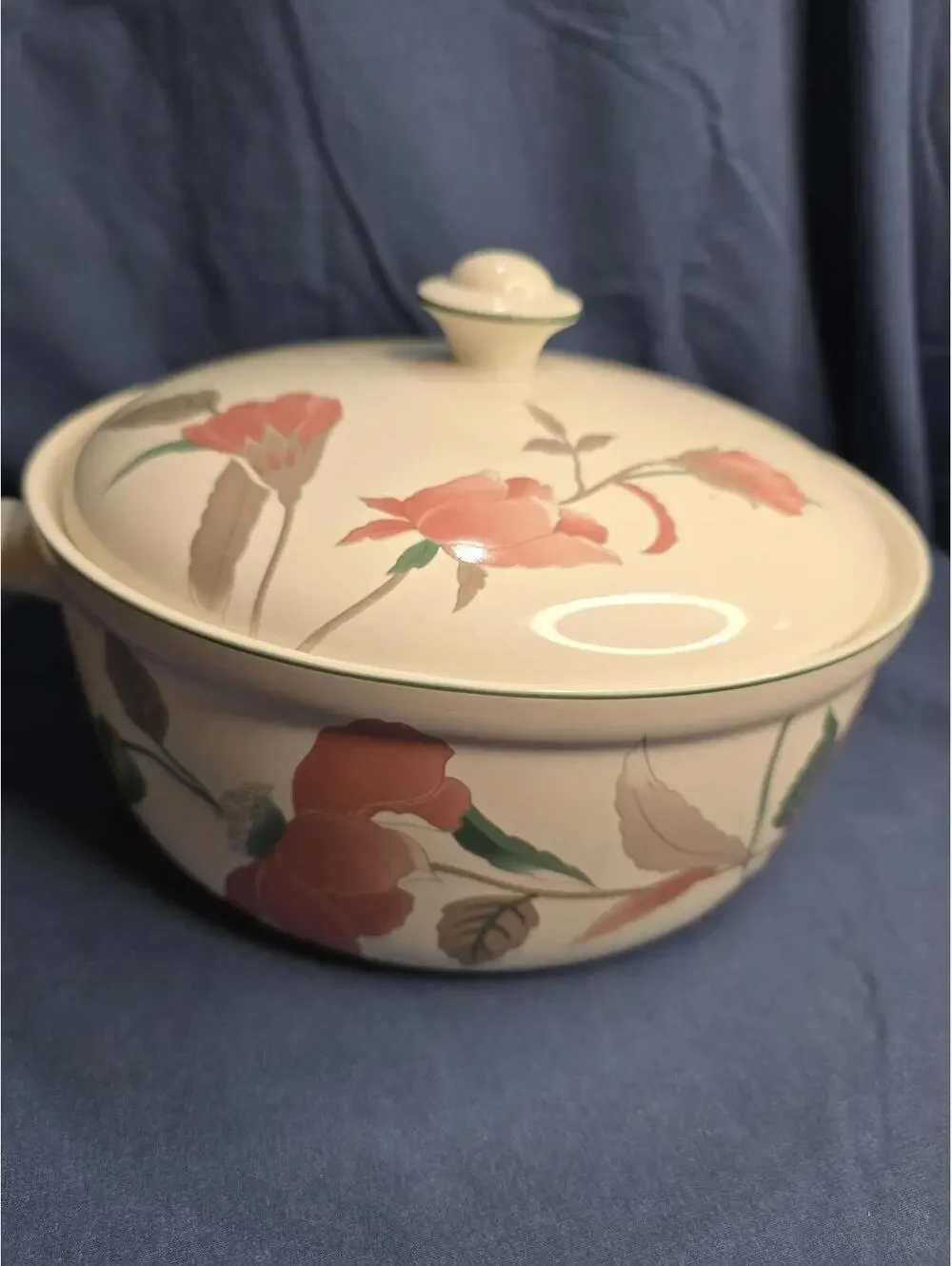 Vintage Mikasa Silk Flowers 3 Quart Round Covered Casserole Bake&Serve 3 Qt